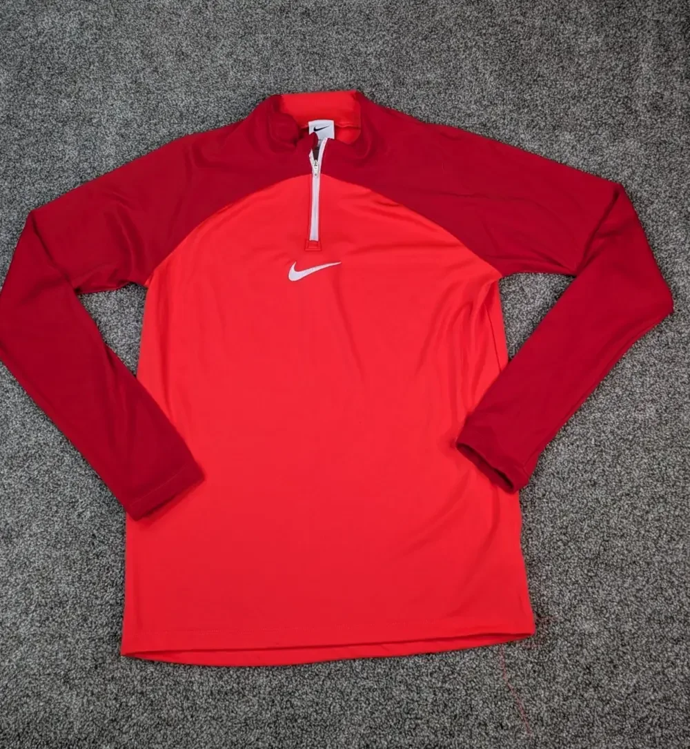 Nike Pullover Womens S Red Orange 1/4 Zip Fitted Thumbholes Jacket Dri Fit